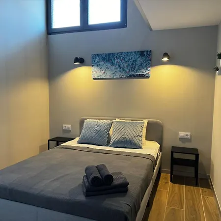 Cervero 24a 아파트호텔 4*