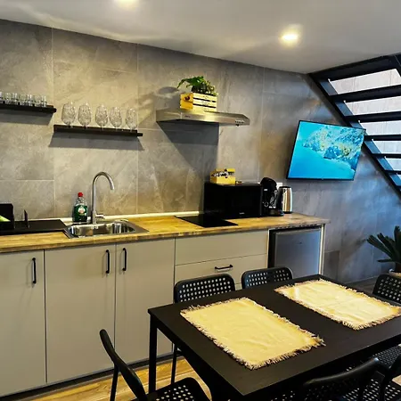 Aparthotel Cervero 24a