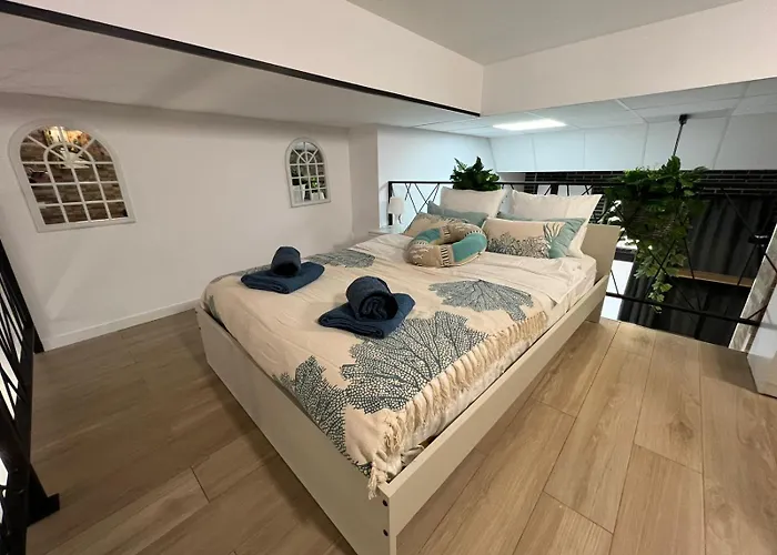 Cervero 24a 4* Valencia